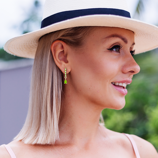 Elegant Drop Earrings for a Timeless Glow